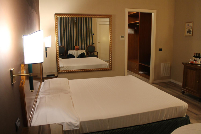Bedroom 9
