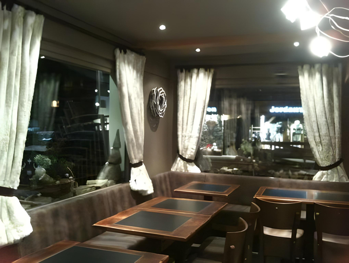Food & Drinks 3, Bellevue, Haute-Savoie