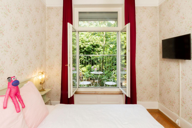 Bedroom 9