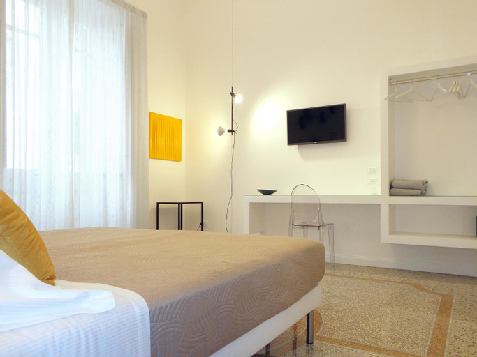 Bedroom 12