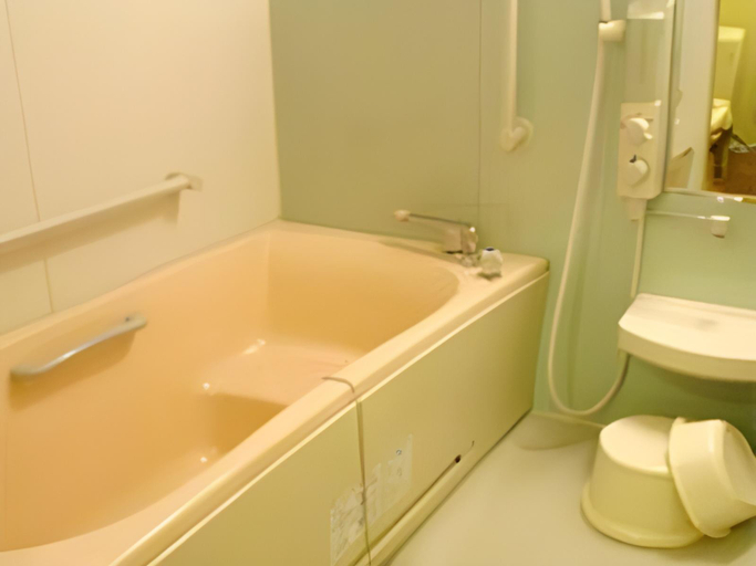 Bathroom 2, Uoiwa Ryokan, Kyoto