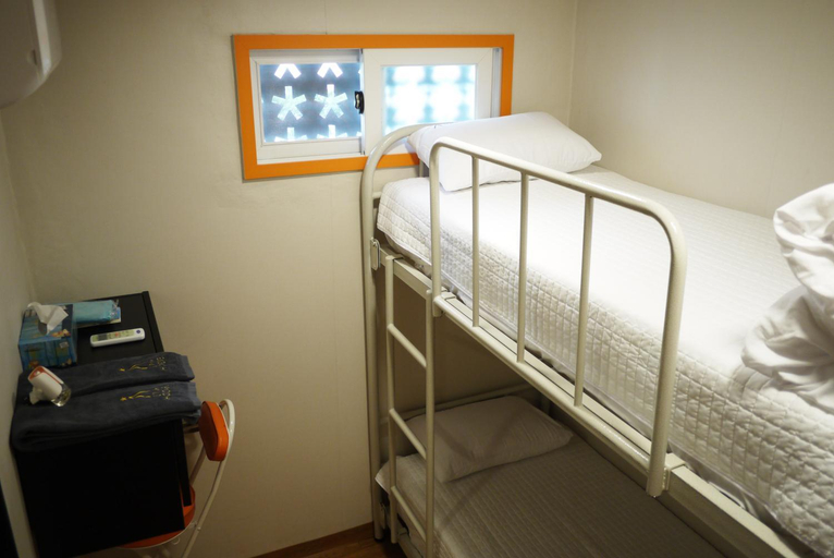 Bedroom 10