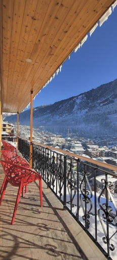 Public Area, Hotel Ambika Bliss Manali, Kullu