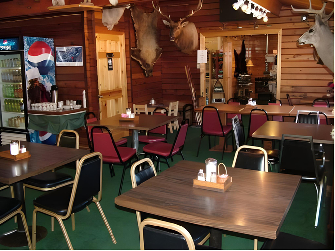 Food & Drinks 4, Glacier Haven Inn, Flathead