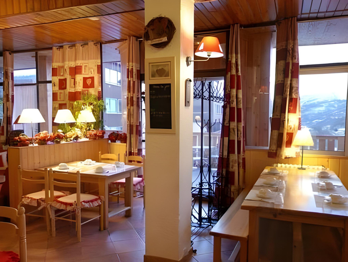 Food & Drinks 5, Hotel Restaurant La Source, Alpes-de-Haute-Provence