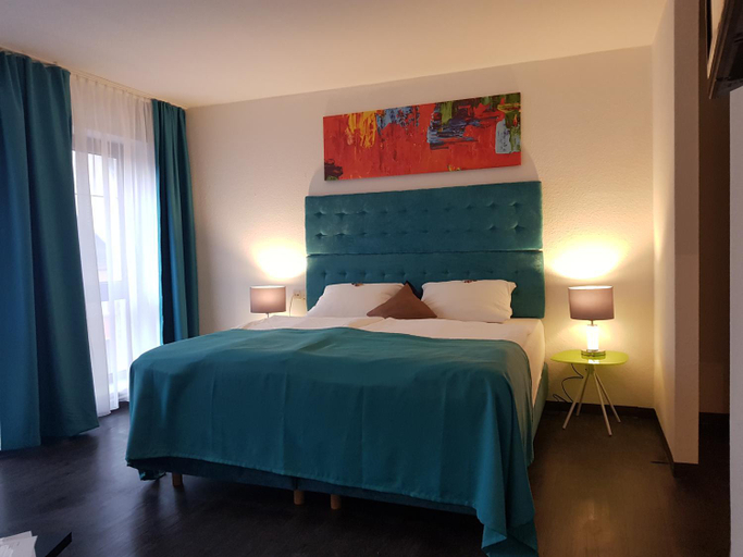 Bedroom 25