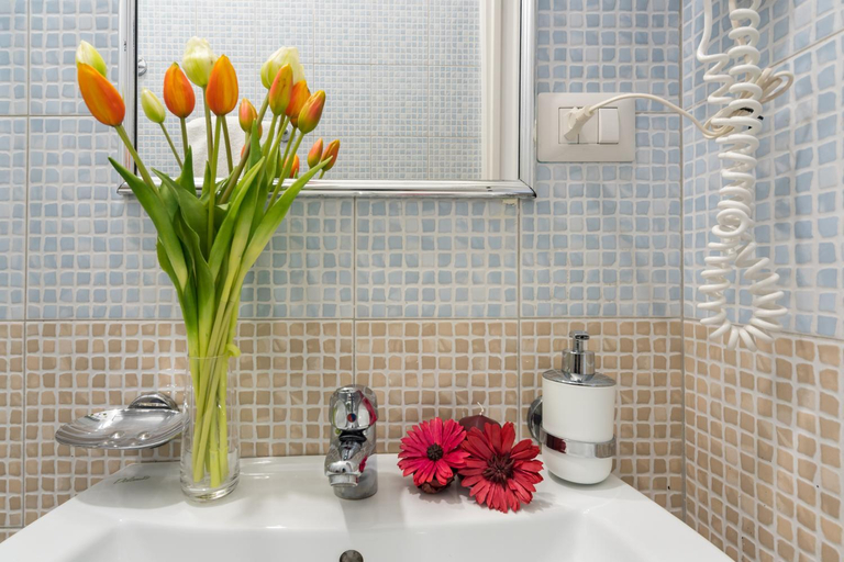 Bathroom 3, Sweet Holidays In Rome, Roma