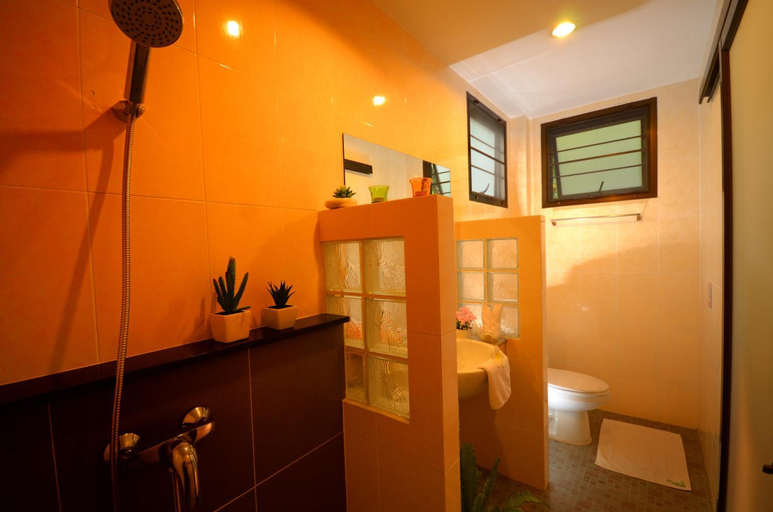 Bathroom 4, The Fusion Resort, Pulau Phuket