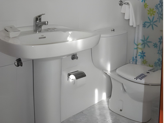 Bathroom 5, Hotel Canaima Bruma 1,5 k Camino, A Coruña