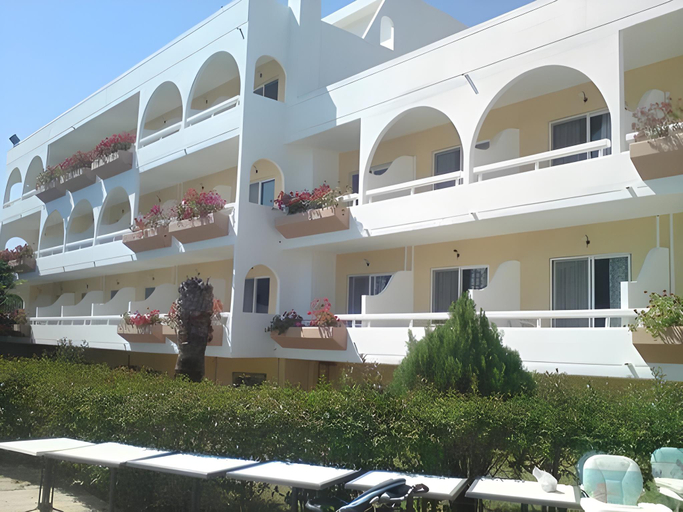 Exterior & Views 2, Happy Days Hotel, South Aegean