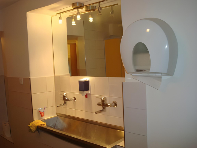 Bathroom 3, Viva Hostel, Plessur