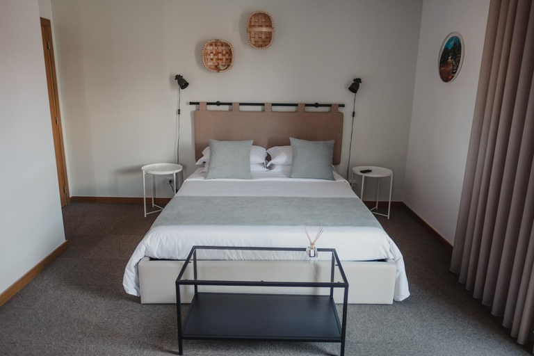 Others 2, Alojamento 88, Castro Daire