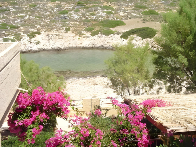 Others 4, Little Bay, Crete