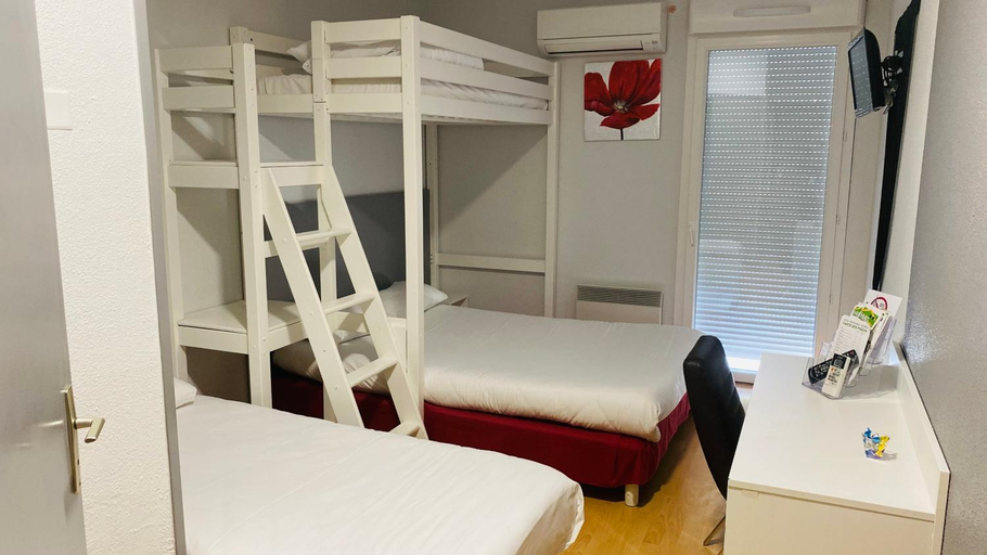 Bedroom 11