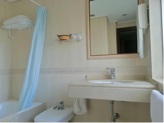 Bathroom 4, Hotel Chef Rivera, A Coruña