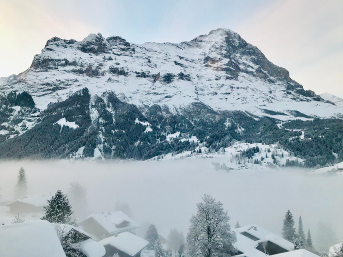 Others 4, Eigerblick, Interlaken