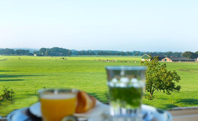 Food & Drinks 4, Hotel Zonneheuvel, Bergh