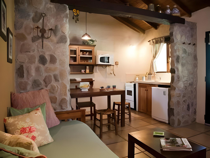 Others 5, Las Retamas Apart Boutique, Tornquist