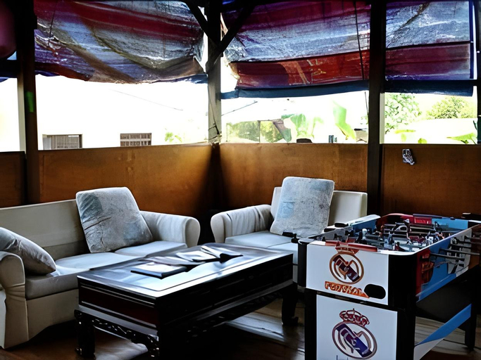 Public Area, Audi GuestHouse, Barat Daya