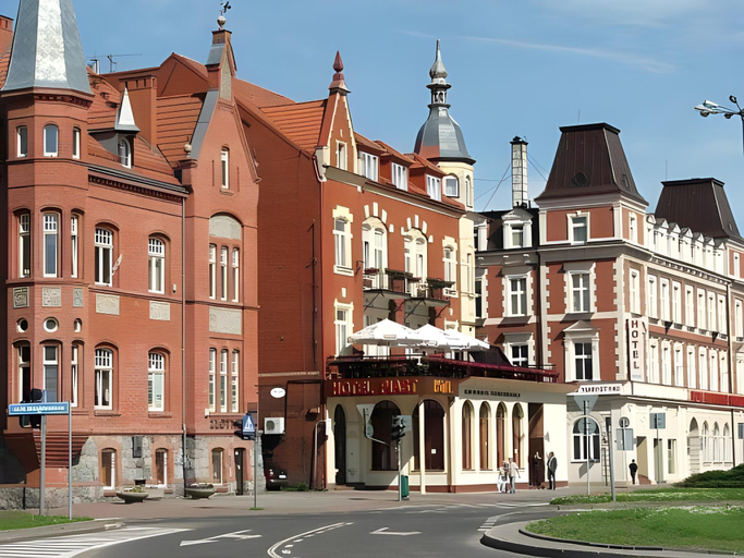 Others 4, Hotel Piast, Słupsk