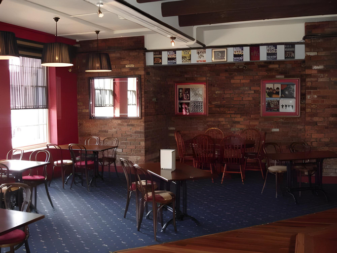 Food & Drinks 2, The Raven, Northamptonshire