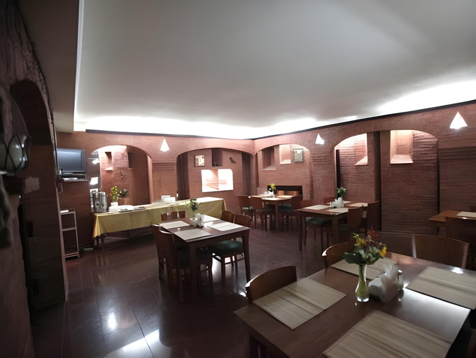 Food & Drinks 5, Sharden Hotel, Tbilisi