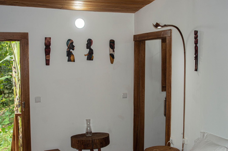 Others 5, ECO-POR, Lobata