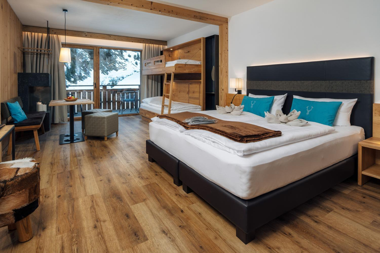 Bedroom 3, Das Jochelius - Ski-in & Ski-out - Mountain Hideaway, Landeck