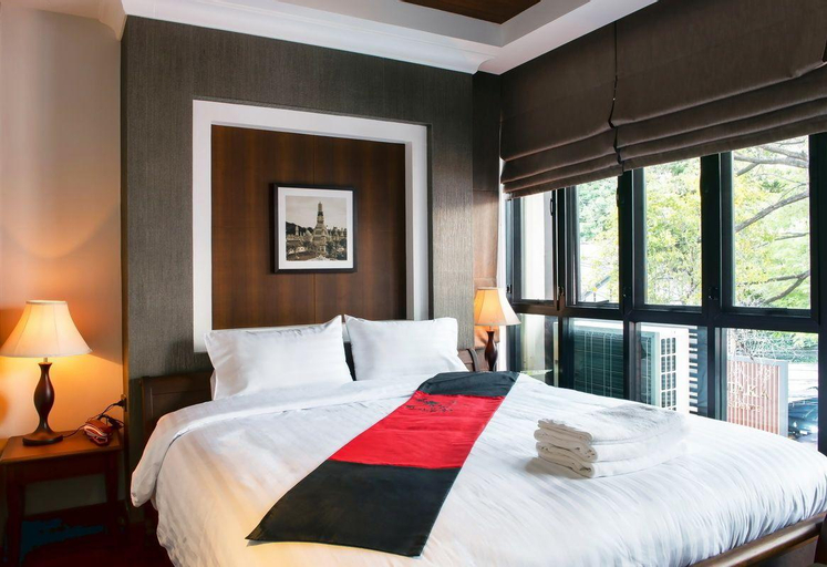 Bedroom 14