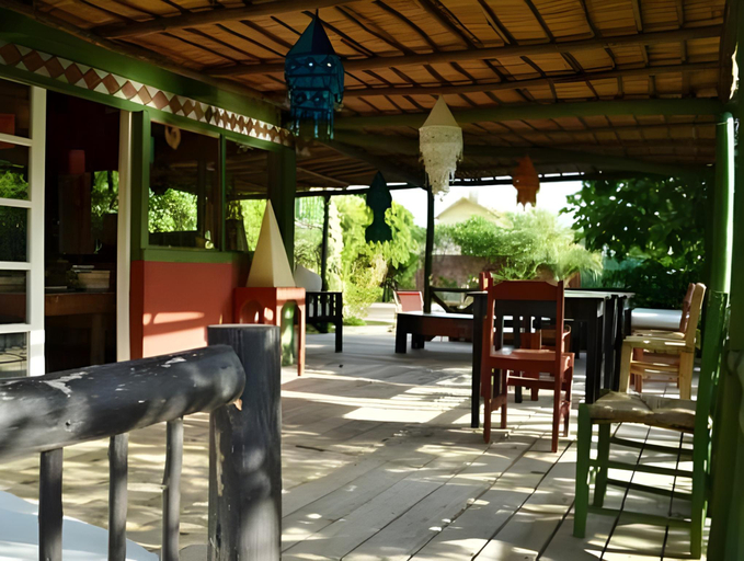 Food & Drinks 4, Posada Paradiso, n.a523