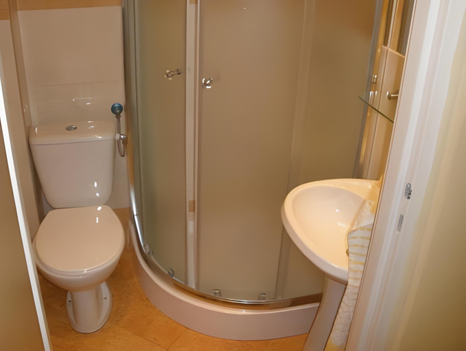 Bathroom 4, Hotel & Restauracja Glass, Radom City