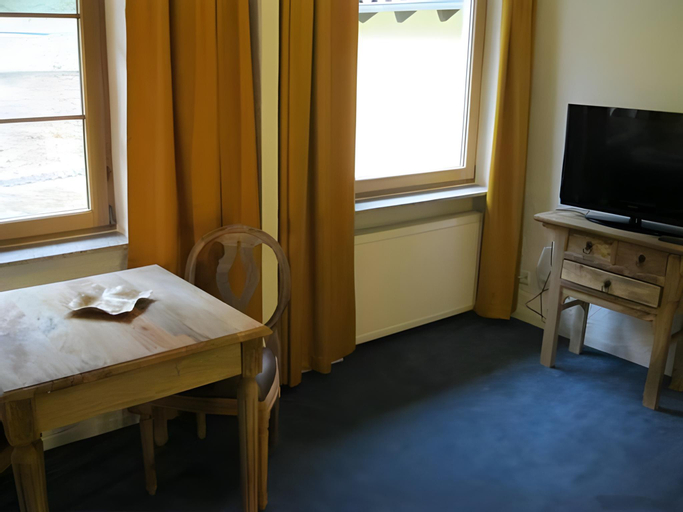 Bedroom 2, Hotel Huttenmuhle Hillscheid, Westerwaldkreis
