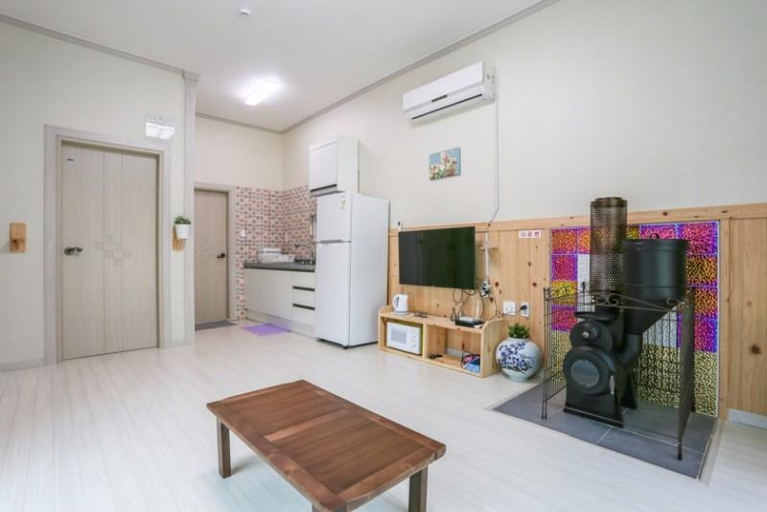 Others 3, Gapyeong Blue B Pension, Gapyeong