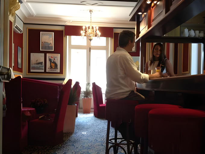 Food & Drinks 4, Hotel Les Marechaux, Yonne
