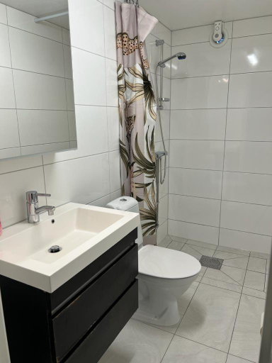 Bathroom 3, Källviken Semesterby, Strömstad