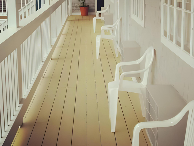 Others 4, GuestLodge, Barnstable