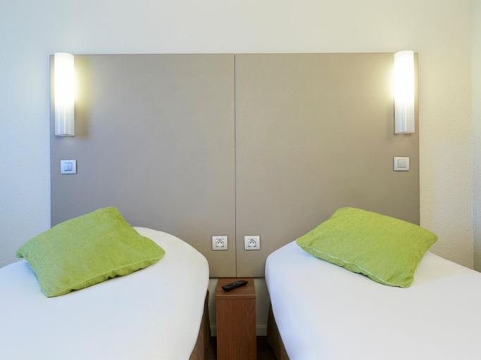 Bedroom 24