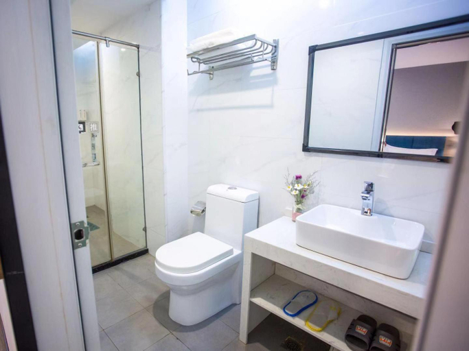 Bathroom 3, 7 Days Premium Hotel Changsha West Bus Station Meixihu East Metro Station, Changsha