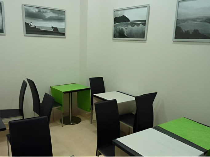 Others 5, Hotel Trueba, Guipúzcoa