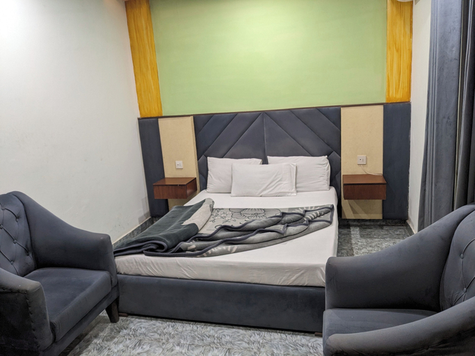 Others 4, Al-Banaras Hotel, Islamabad