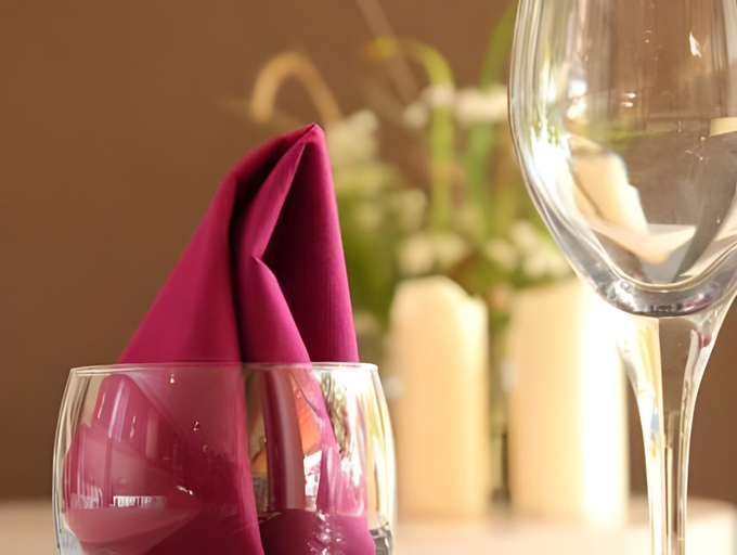 Food & Drinks 3, Logis Hotels - Le Bellaroc - Hotel 2 etoiles et Restaurant, Lot