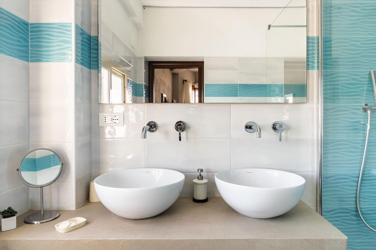 Bathroom 4, B&B La terrazza sul mare, Syracuse