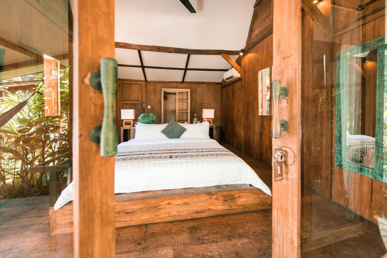 Bedroom 18