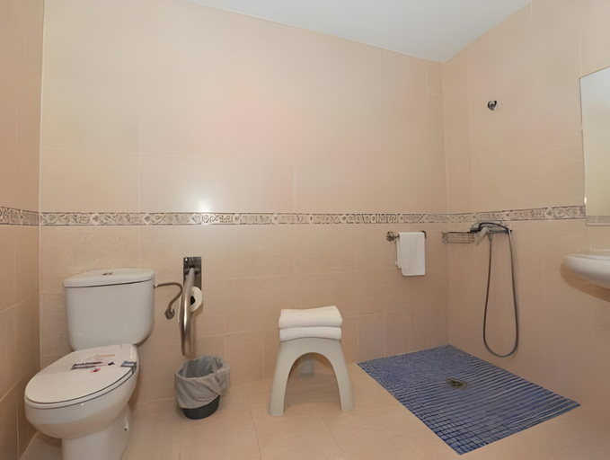 Bathroom 2, Hostal Velilla, Granada
