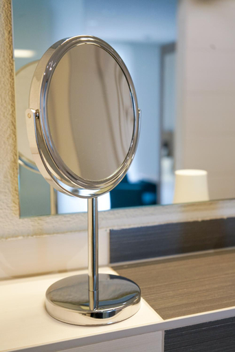 Bathroom 13