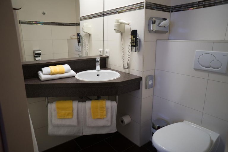 Bedroom 5, Hotel Rödelheimer Hof - Am Wasserturm, Frankfurt am Main
