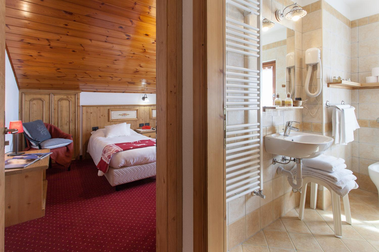 Bedroom 3, Hotel Vallee Blanche Courmayeur, Aosta