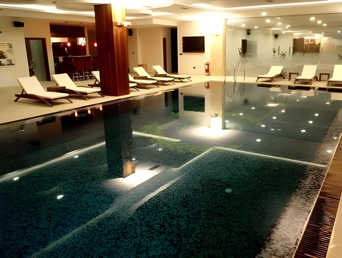 Sport & Beauty 2, Emerald Hotel, Priština