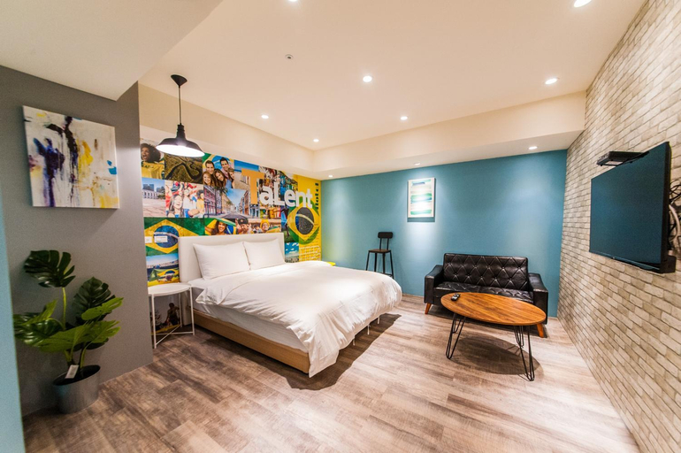 Others 5, Tank Inn, Yilan
