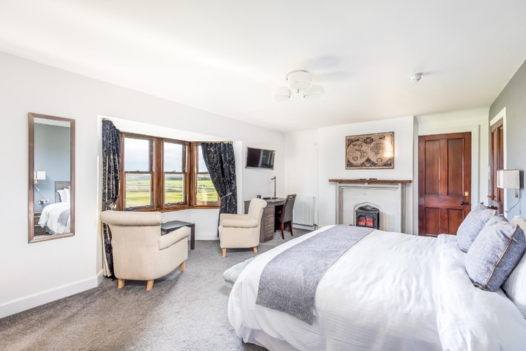 Bedroom 2, Grey Harlings, Angus